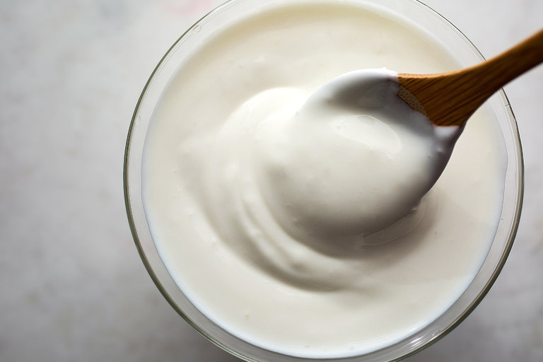 Yogurt fatto in casa: come si prepara, senza yogurtiera, proprietà